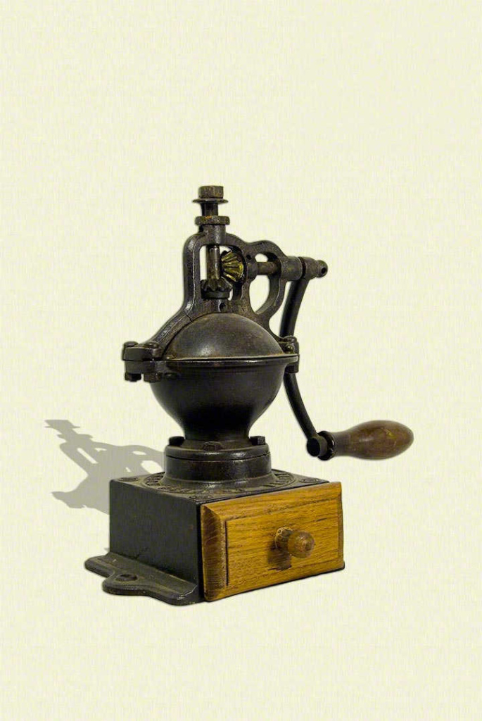 06 - Peugeot - Macina caffè in ferro a manovella, prodotto dal 1879 al 1943 -TIPO A- Versione 00.